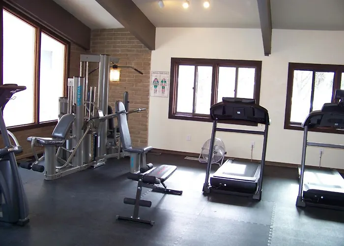 Sandstone Creek Club Condominiums